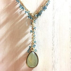 2028 OLIVE GREEN FACETED GLASS TEARDROP & TURQ CRYSTAL Y GOLD TONE NECKLACE 15"+